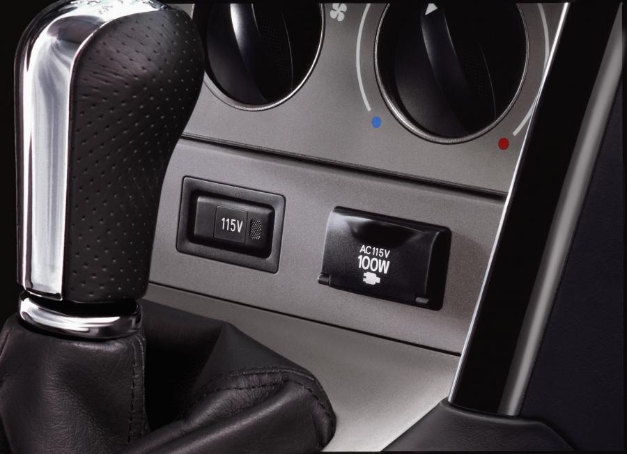  Pontiac Vibe 2003 года  (фото 21 из 46)